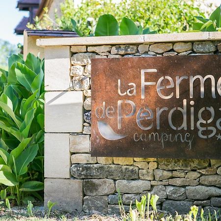 Camping La Ferme De Perdigat Limeuil Exteriér fotografie