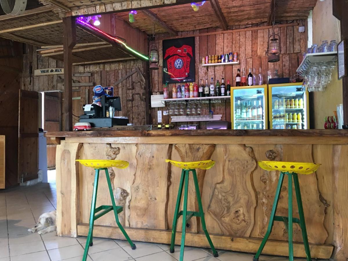 Camping La Ferme De Perdigat Limeuil Exteriér fotografie