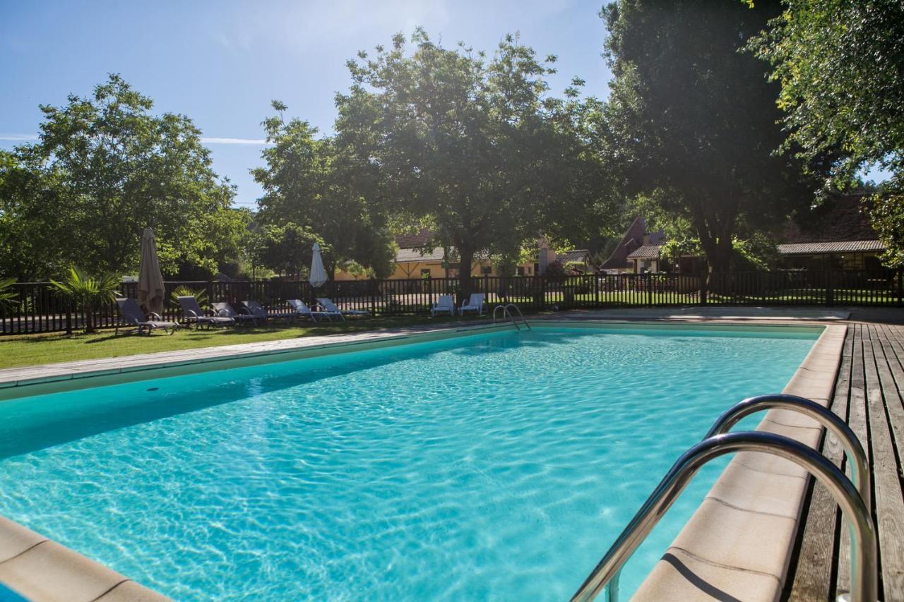 Camping La Ferme De Perdigat Limeuil Exteriér fotografie