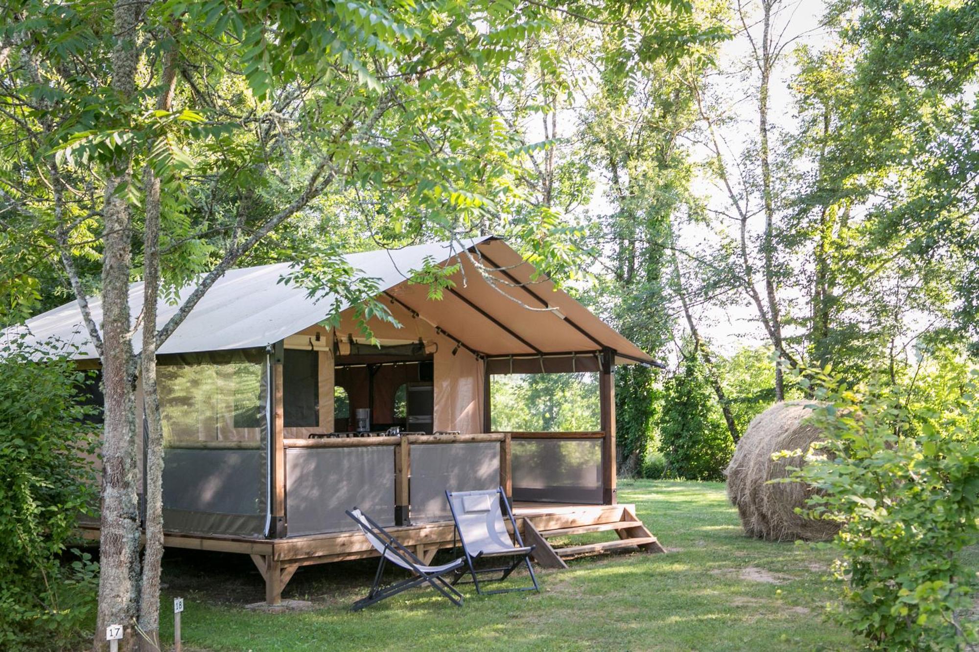 Camping La Ferme De Perdigat Limeuil Exteriér fotografie